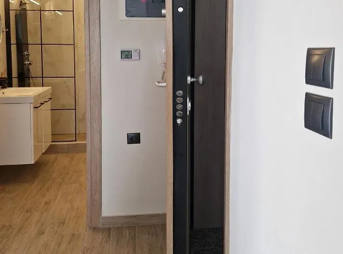 Terra Deluxe Residences Lägenhet *