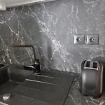 Terra Deluxe Residences Apartamento