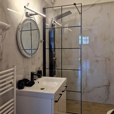 Terra Deluxe Residences Apartman