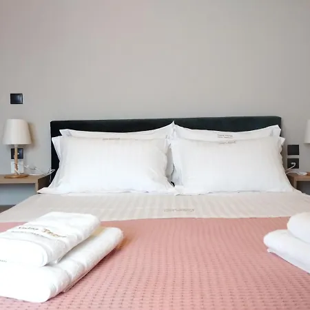 Terra Deluxe Residences 볼로스